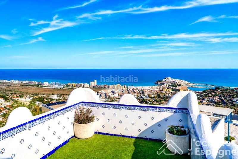 Foto 06dfdaf6-e0e6-45ed-92dd-f7a2935f64fc. Tríplex amb aparcament piscina a Las Atalayas-Urmi-Cerro Mar Peñíscola