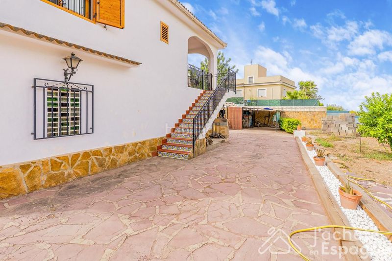 Foto a284163b-1bcf-433a-a596-97e24a0b940e. Maison avec parking piscine dans Los Pinares-La Masia Bétera