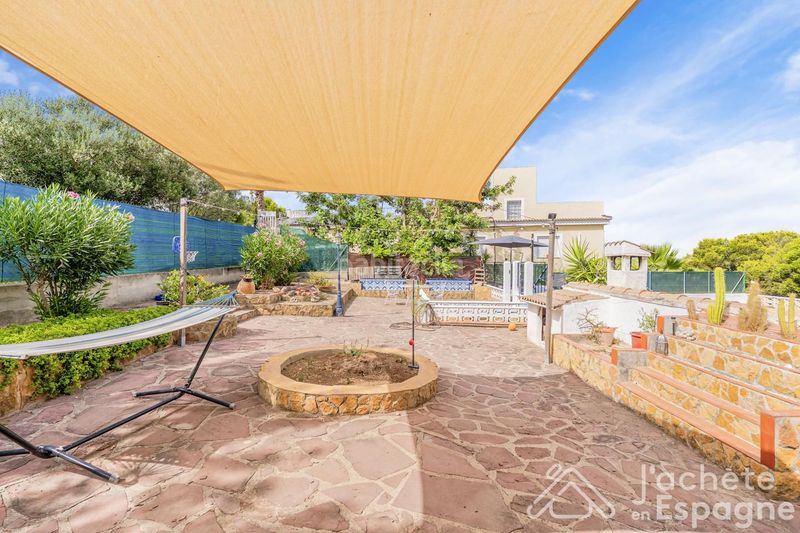 Foto bae71d19-e7eb-4d64-9a86-bf2582a97f30. Maison avec parking piscine dans Los Pinares-La Masia Bétera
