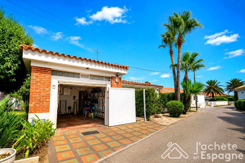 Foto 796dbe9a-99c5-4c56-a162-386835976b41. Casa amb calefacció aparcament a Costa Norte Vinaròs