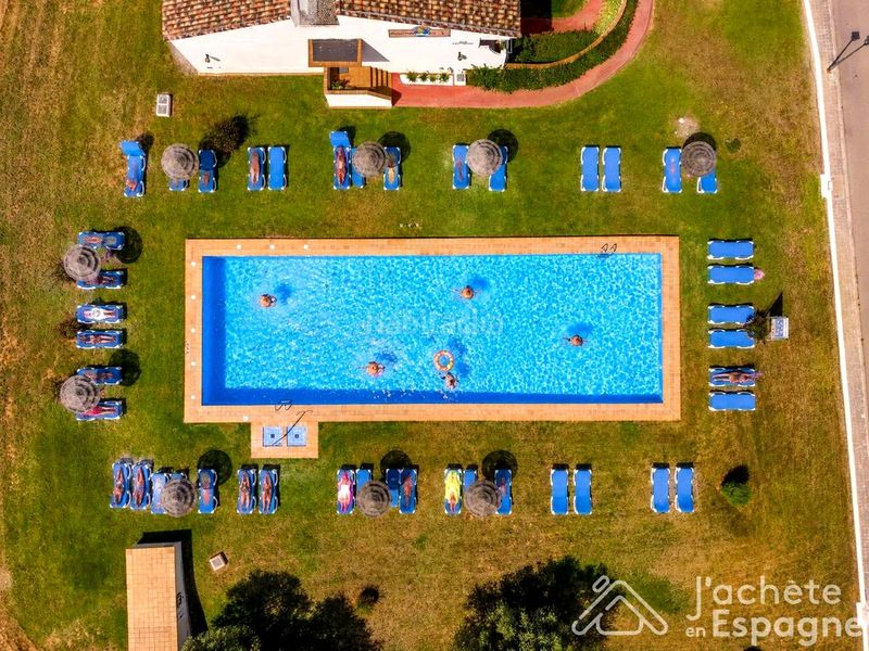 Foto 6d0be321-eb50-4c35-93bf-8af283210f8b. Àtic amb aparcament piscina a San Jorge