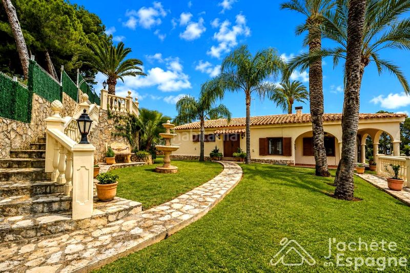Foto 8eacc605-cc4a-418d-a775-fb468739087e. Casa amb aparcament piscina a Alcossebre