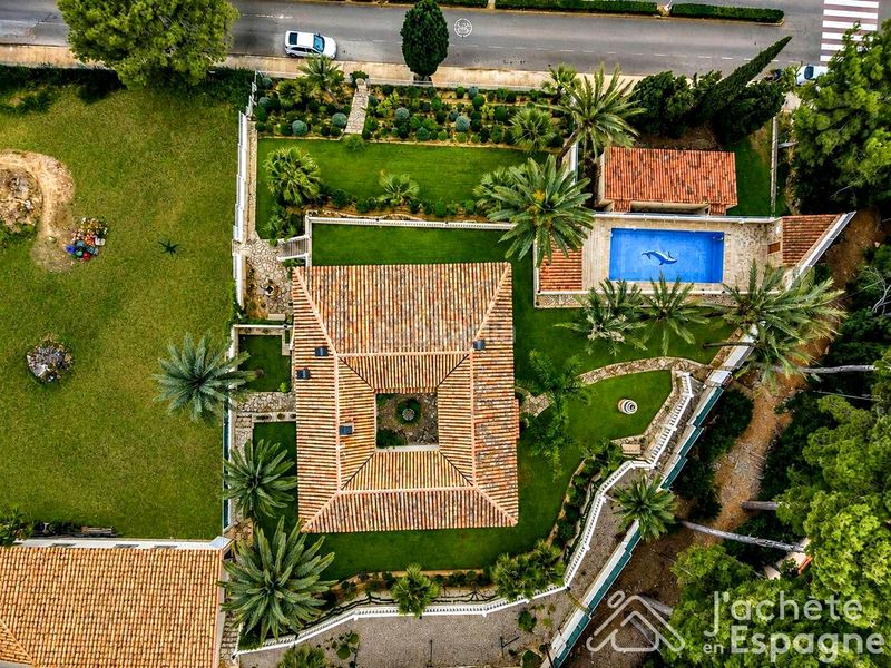 Foto aef01243-faad-4fd1-9cff-07600a875170. Casa amb aparcament piscina a Alcossebre