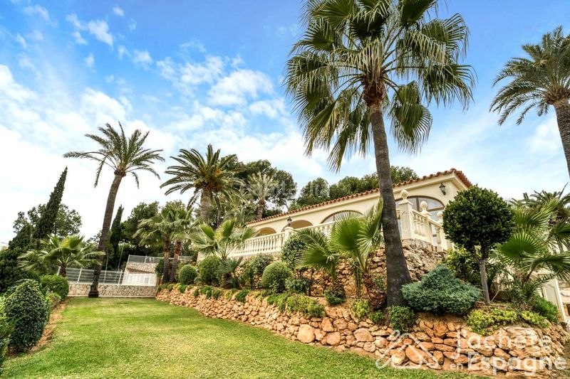 Foto bd4bf42e-5bbd-4985-960b-d29724d10e15. Casa amb aparcament piscina a Alcossebre