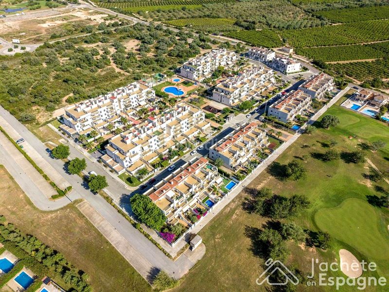 Foto 91ecee3e-7026-461e-bbe1-39ddc01b2bc1. Apartament amb aparcament piscina a San Jorge