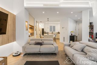 Flat  De matias perelló. Piso de autor en el barrio más de moda de valencia