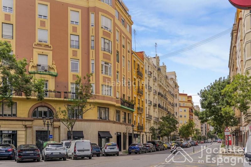 Foto e59b16c9-5077-4682-91a2-0654c33d661c. Pis a Russafa Valencia
