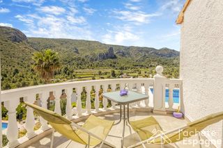 Casa a Monte Solana. Precioso chalet en pedreguer