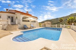 House in Monte Solana. Precioso chalet en pedreguer
