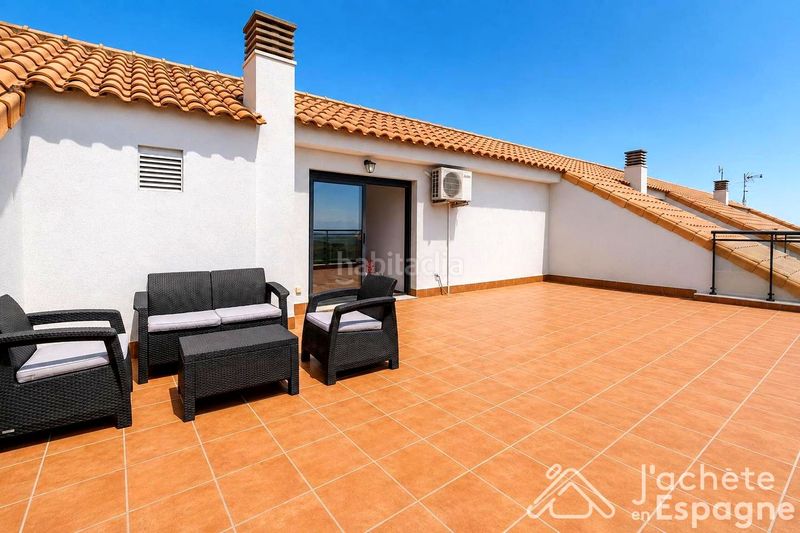Foto 08ea505f-b469-416e-9280-7b22f185e70a. Duplex con parcheggio piscina in San Jorge