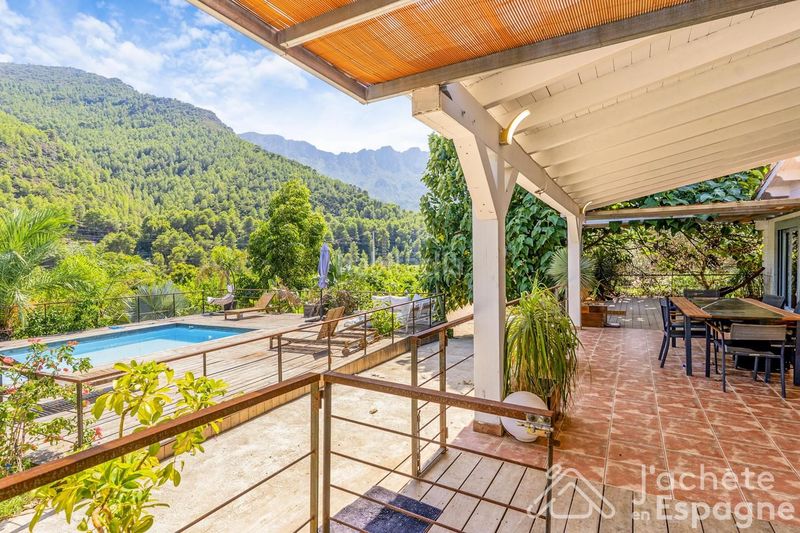 Foto f14167a0-149d-4170-b227-52c7192d43cf. Casa amb piscina a Vilallonga / Villalonga