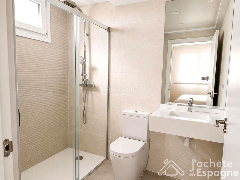 Foto a597959d-de16-4fd7-b053-87f1bd153ea9. Pis amb aparcament piscina a Casco Urbano Vinaròs