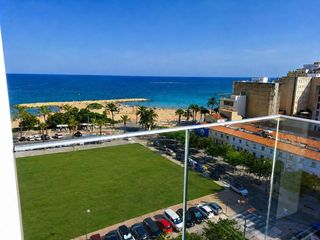 Piso  Avinguda de l'atlàntic. Piso de lujo frente al mar en vinarós, 2 dormitorios, 2 baños