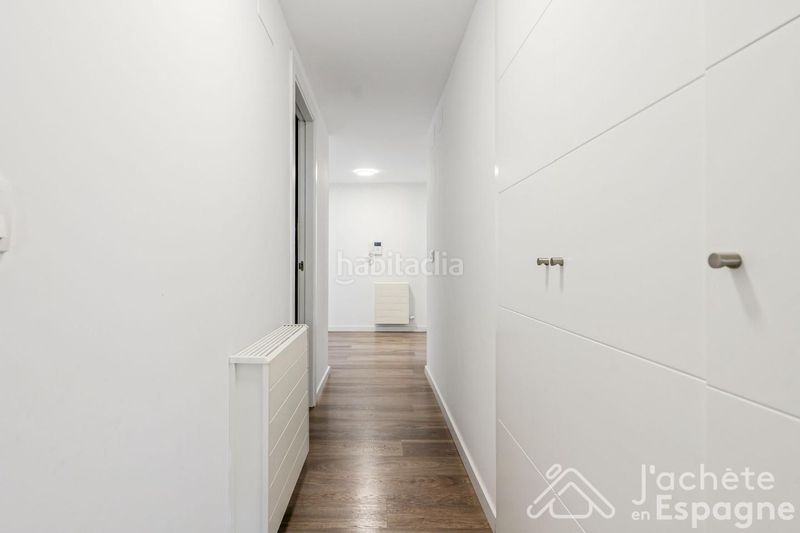 Foto 1dff2ae4-f5f0-46a2-a3e5-938284c4c200. Pis amb aparcament a Rocafort