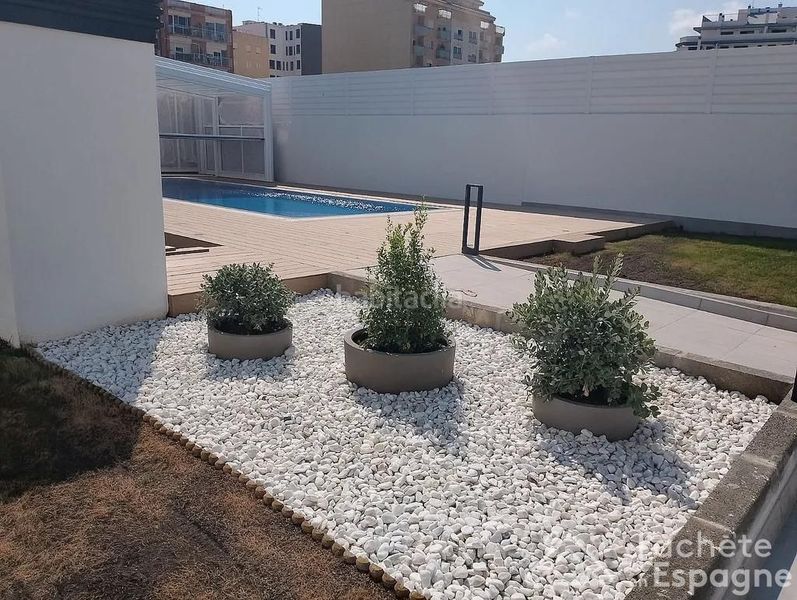 Foto 93a8c427-7b15-4ab8-b404-4b3c248b51bc. Pis amb aparcament piscina a Casco Urbano Vinaròs