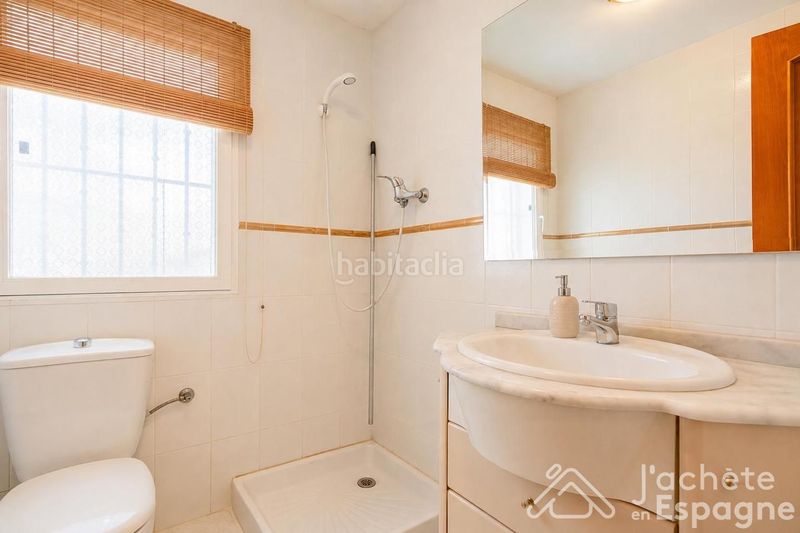 Foto 4d8cfe79-f720-4b48-a6b1-9099a8c5bda1. Casa amb aparcament piscina a Gilet