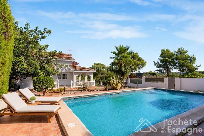 Foto 5df347a9-033b-4547-800e-b4556066b77b. Casa amb aparcament piscina a Gilet
