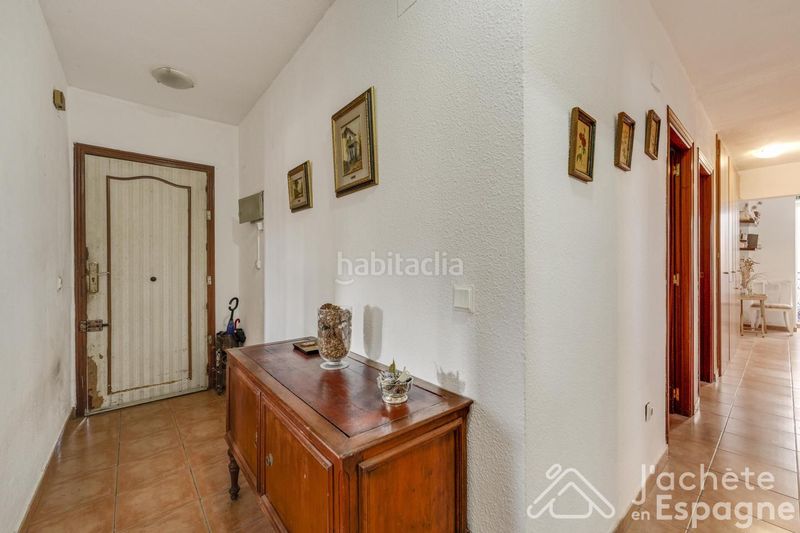 Foto 10db958c-86ae-4528-bd7d-cf57d5d1a97b. Casa amb aparcament piscina a Los Girasoles Sant Vicent del Raspeig