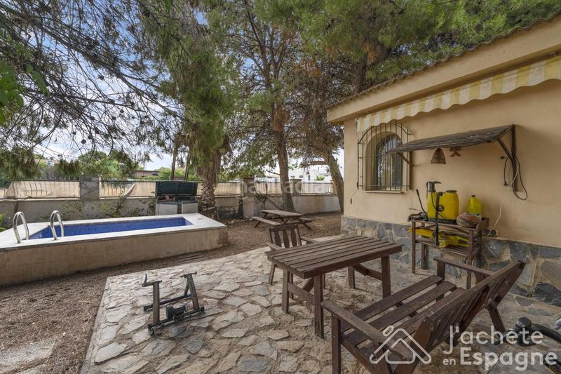 Foto 6269fd66-d4f3-43d5-ba84-bd1aa311a53c. Casa amb aparcament piscina a Los Girasoles Sant Vicent del Raspeig