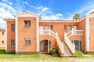 Maison  Camí de boriol. Adosado con licencia turística, club hípico oliva