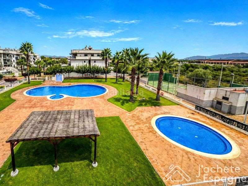 Foto 9719f016-0365-410c-9a37-d409b7a44389. Duplex con parcheggio piscina in San Jorge
