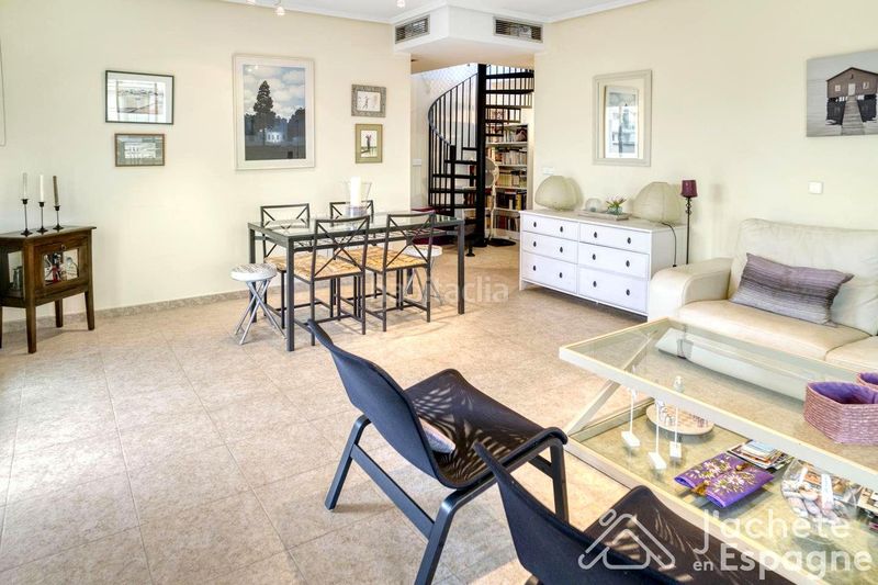 Foto ff8b8742-76d4-44a4-a31a-992e49f99e15. Duplex con parcheggio piscina in San Jorge