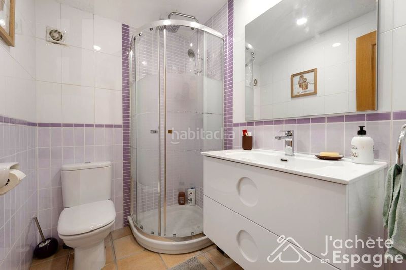 Foto f07a30c5-8b0f-4e29-b6ce-b75708ee6655. Casa aparellada amb aparcament piscina a San Jorge