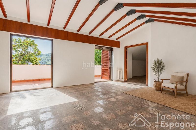 Foto 3900ba63-b6ff-47f8-9da0-e5a1bfaaaf25. Casa amb aparcament piscina a El Bosque Chiva