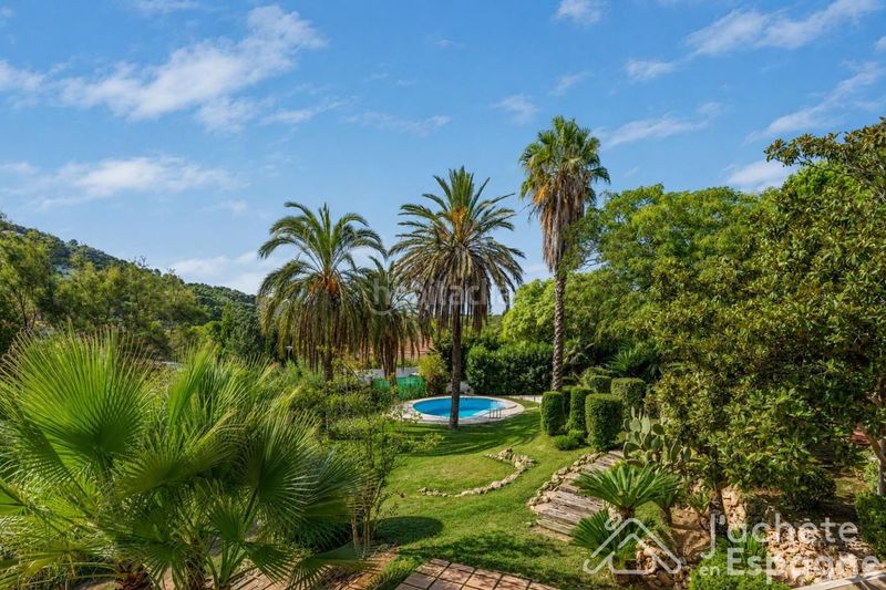 Foto bf7bf3e1-4f83-4e8e-b5c3-ef2e6f6ea495. Casa amb aparcament piscina a El Bosque Chiva