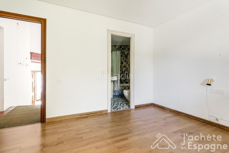 Foto e0d8d825-d1a3-404f-81d1-797e2bbdd5c8. Casa amb aparcament piscina a El Bosque Chiva