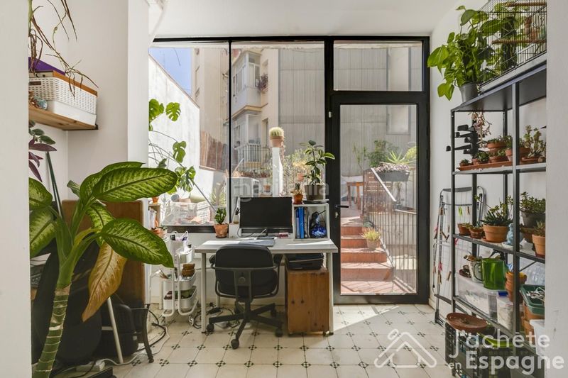 Foto 99c78d26-2dfe-481f-8974-0a232e4656c0. Apartament a El Poble Sec - Parc de Montjuïc Barcelona