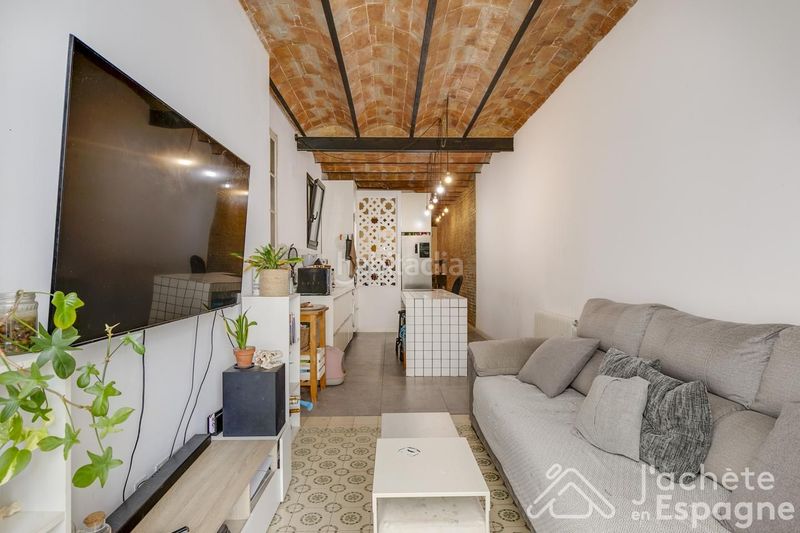 Foto d1526c5a-e02a-42bb-b2cf-6a8628558804. Apartament a El Poble Sec - Parc de Montjuïc Barcelona