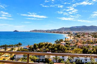 Attique  Passeig marítim. Espectacular ático con impresionantes vistas al mar, al litoral