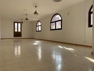 Location Local commercial à Martorell