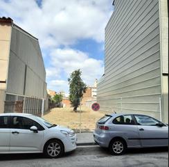 Terreno residenziale  Carrer dels ferrocarrils catalans