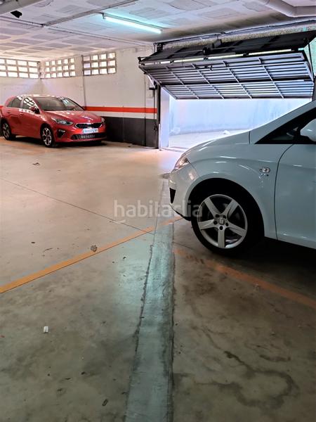 Foto fde18b1f-5a7c-4149-9130-92c74832a308. Alquiler parking coche en Martorell