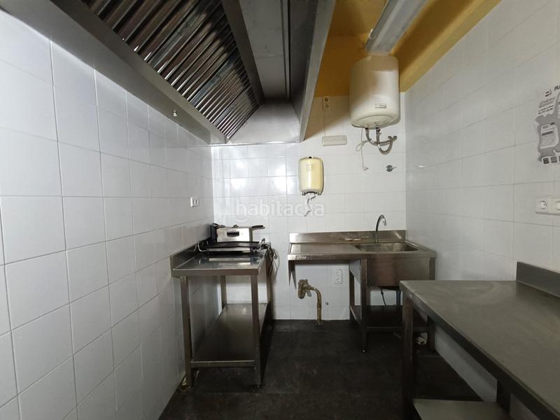 Foto 9c280130-4d5d-457b-9c6d-bd0f09fa3fff. Local commercial dans Martorell