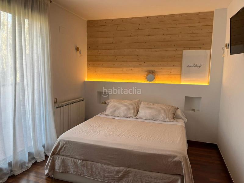 Foto 3ab7eadc-af36-41dd-9ba8-47d94c3f487e. Maison jumelée avec chauffage dans Estadi-Santa Anna Vic