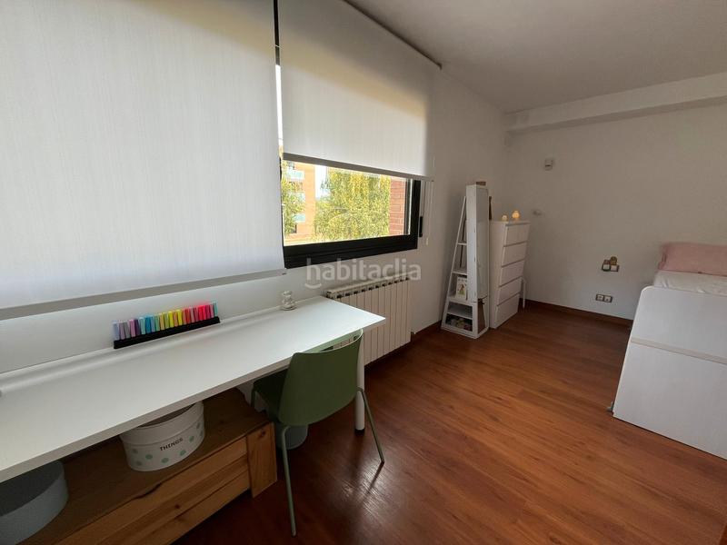 Foto 8fcd212b-3d97-4ba4-9451-66de34dea8f8. Semi detached house with heating in Estadi-Santa Anna Vic