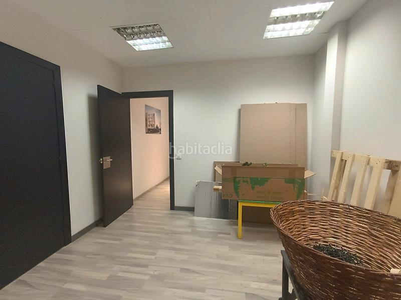 Foto f5e86e3d-1ed9-441e-a468-00cb59a63ef6. Alquiler local comercial en Martorell
