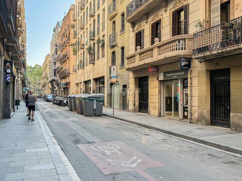 Foto 38dc6643-62c0-4a3f-ab2b-42f0b38ef52e. Pis a Raval Barcelona