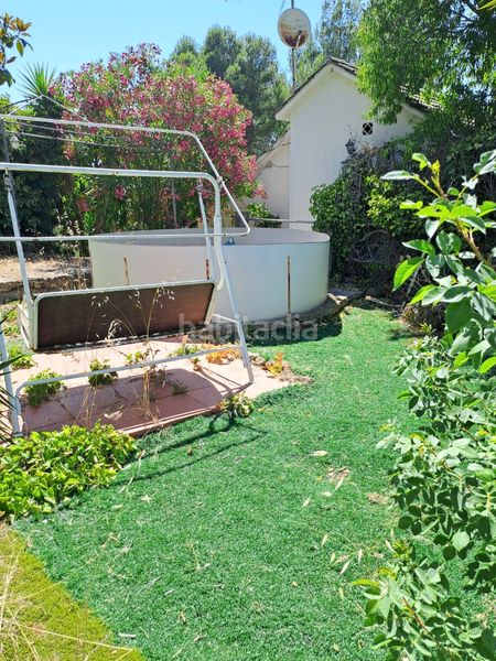 Foto 024a05a5-1270-465c-a543-4c08c887e284. Casa amb aparcament a Gelida