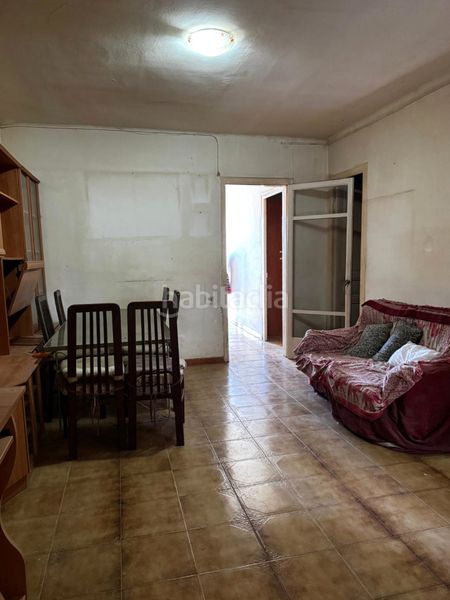 Foto 1a5a28b0-cd34-4cee-a2a9-fd0e5aa4de47. Casa adossada a Gelida