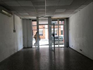 Lloguer Local Comercial  Carrer d'arousa. Antes tienda de moviles
