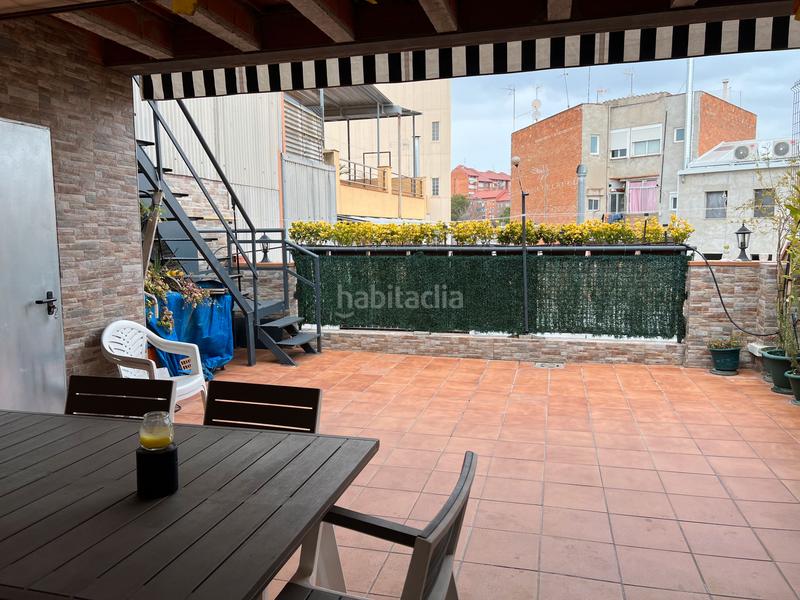 Foto 0c6388d2-912a-4edf-8db9-069cbc04db09. Semi detached house with heating in La Plana del Pintor Sabadell