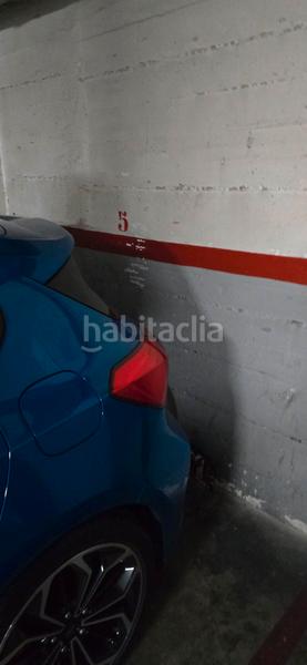 Foto 0c21649d-f827-4611-b1a1-3ed4d7fe273b. Parking coche en ronda de collsalarca 43 garaje para coche pequeño y moto en Sabadell