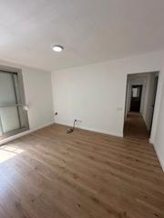 Pis  Carrer de la garona. Piso torre romeu totalmente reformado