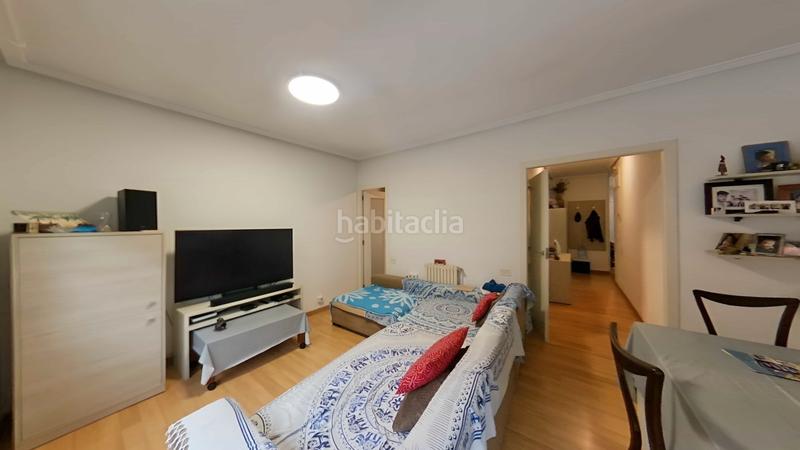 Foto 7272ba75-b70c-4875-98e1-1b0ef84cc413. Casa a schiera con riscaldamento parcheggio in Can Rull Sabadell