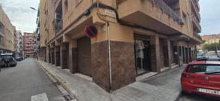 Location Local commercial  Carrer bernat desclot. La concordia