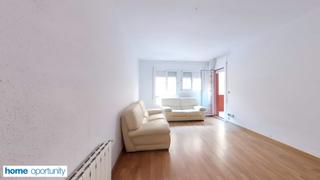 Flat in Concòrdia. Piso junto eix macia